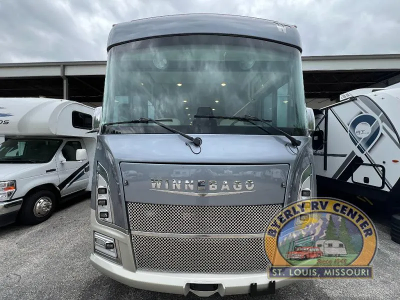 2025 Winnebago Adventurer 36Z - Photo 4