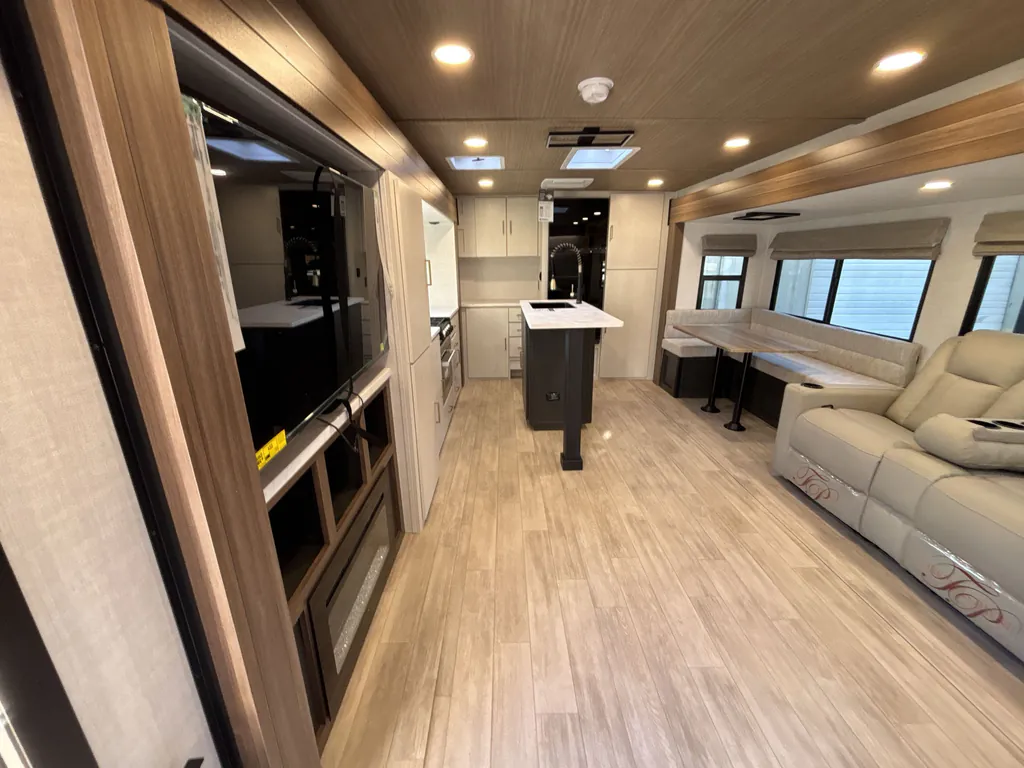 2026 Forest River Vibe 3400XL, Photos photo 8