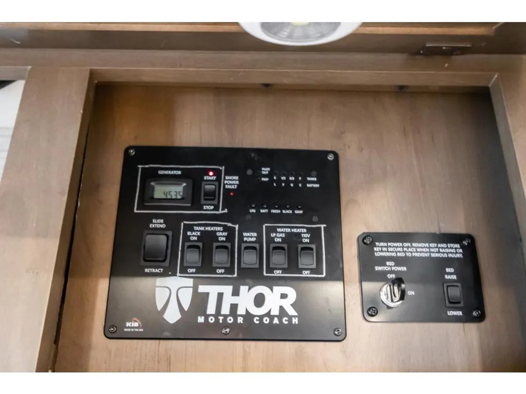 2022 Thor Motor Coach Freedom Traveler A29, Photos photo 21