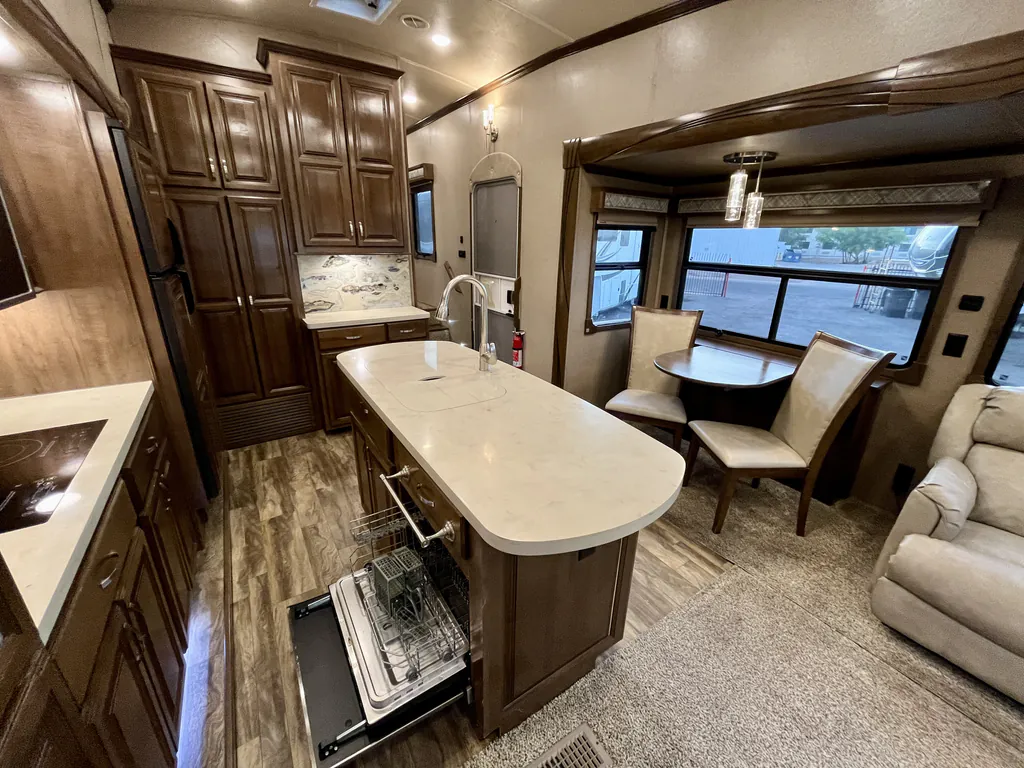 2017 Forest River Cedar Creek Champagne Edition 38EL, Photos photo 6