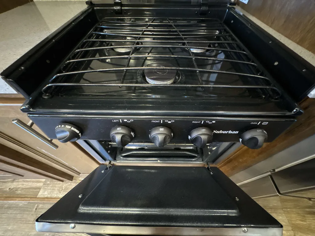 2019 Forest River Sabre 36BHQ, Photos photo 11
