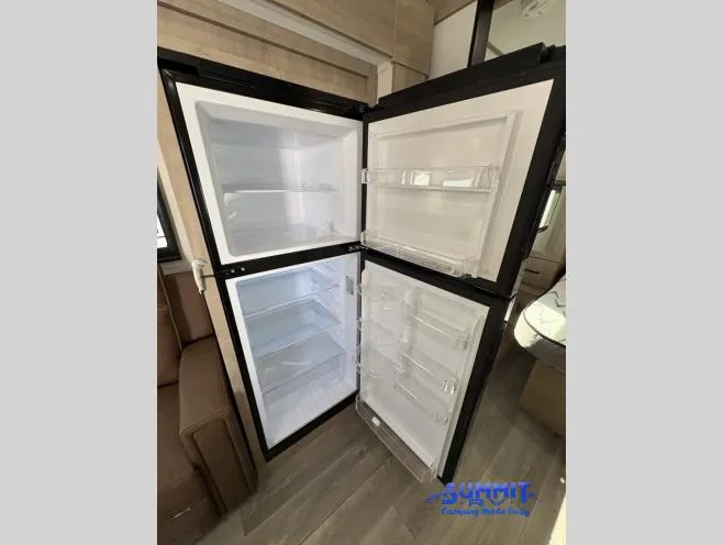 2026 Grand Design Imagine 2300MK - Photo 4
