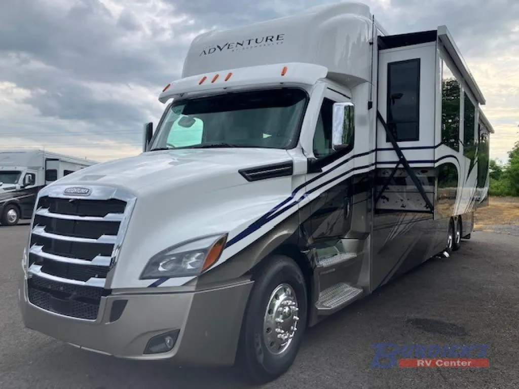 2027 ShowHauler Adventure 45BB - Photo 2