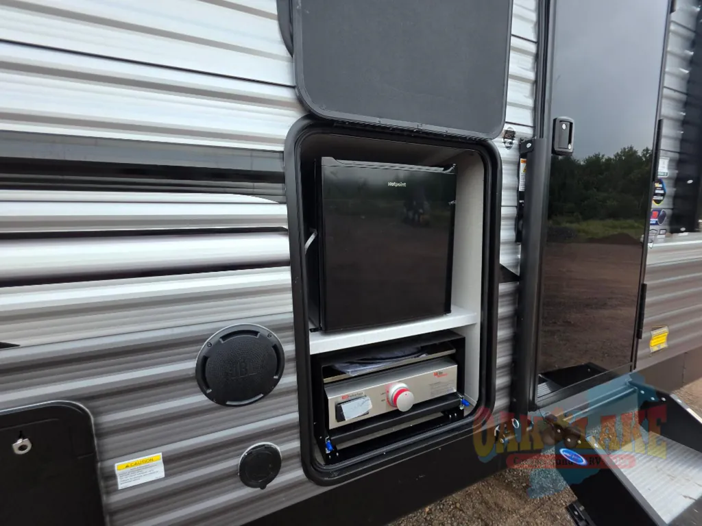 2026 Coachmen Catalina Legacy Edition 273DBHCK, Photos photo 32