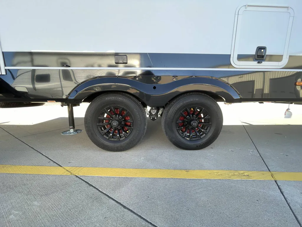 2027 Brinkley Model I 290, Photos photo 11