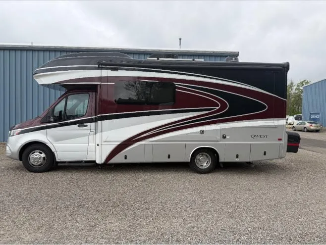 2023 Entegra Coach Qwest 24L - Photo 4