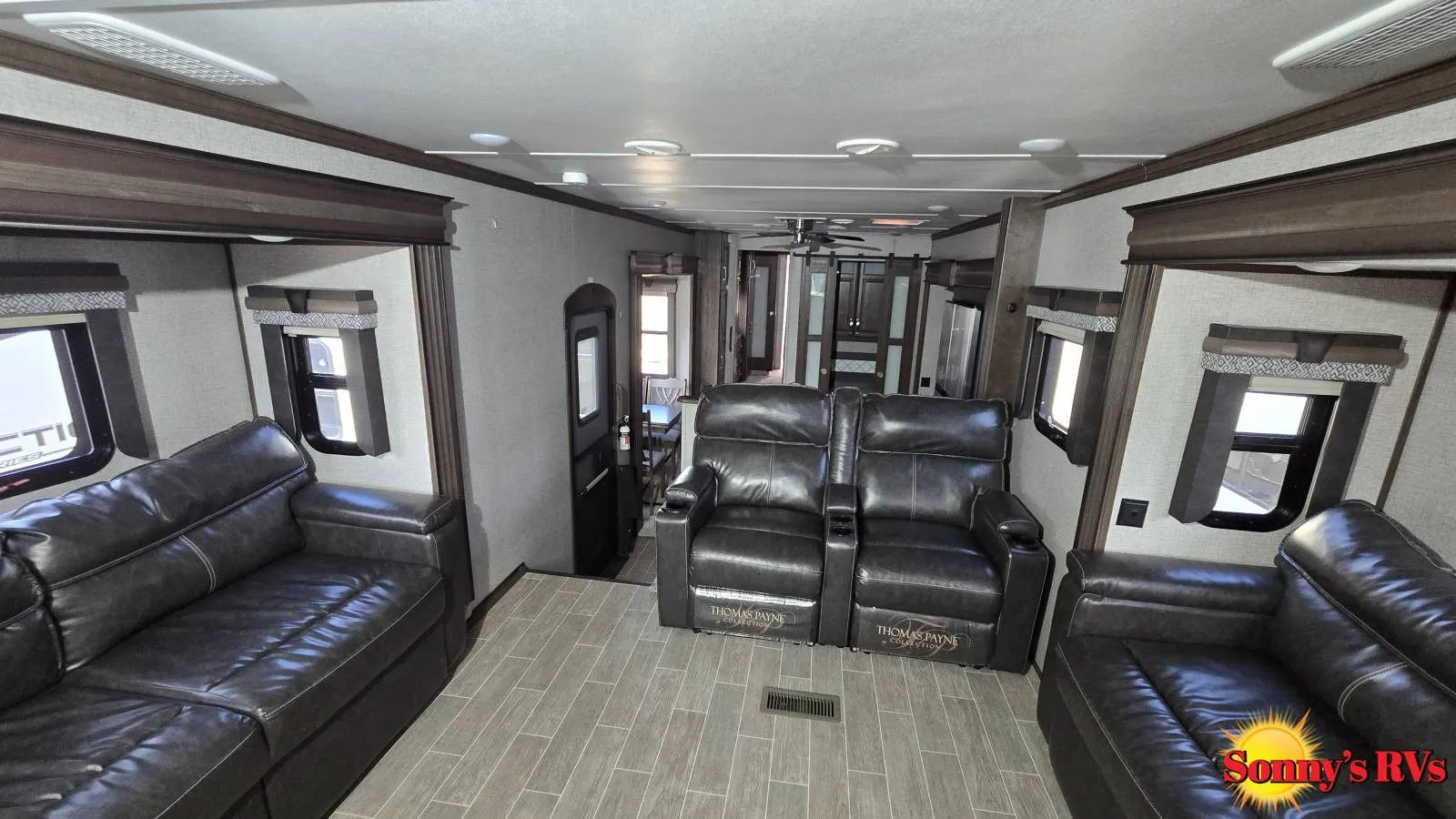 2020 Keystone Alpine 3710KP - Photo 4