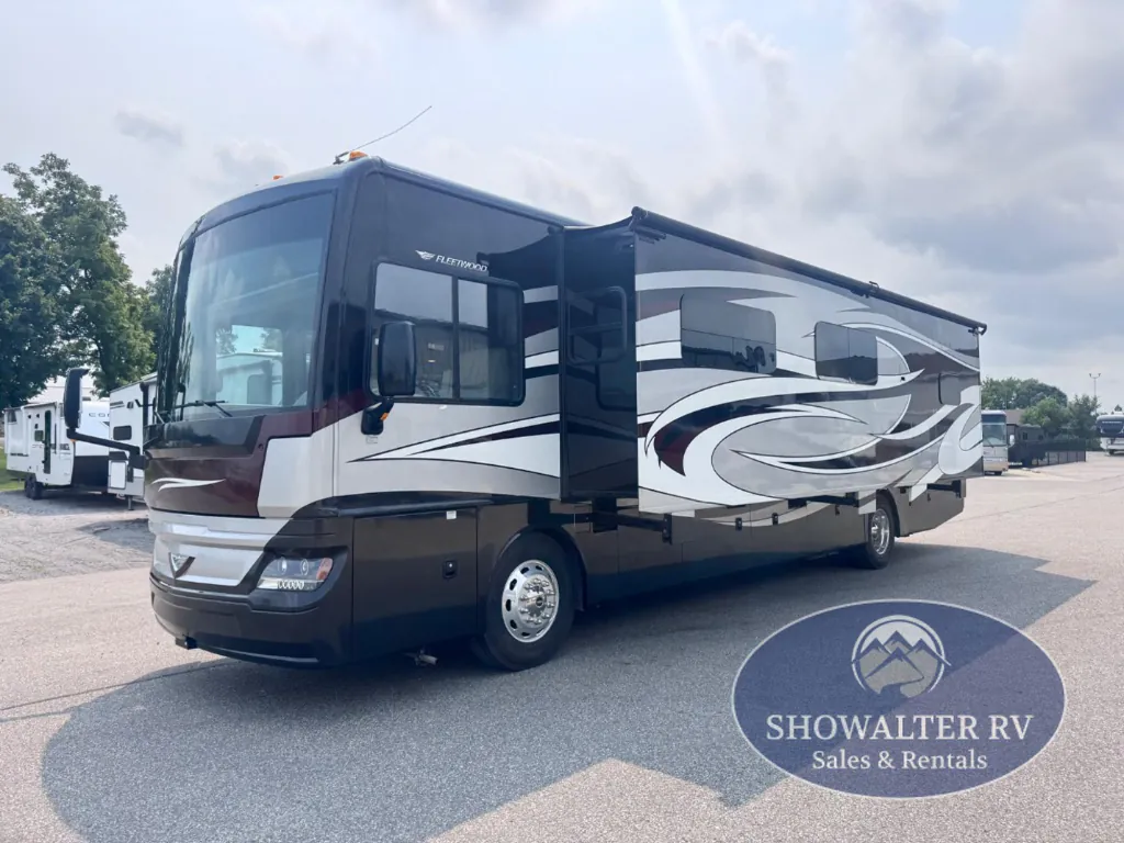 2016 Fleetwood Pace Arrow LXE 38K, Photos photo 3