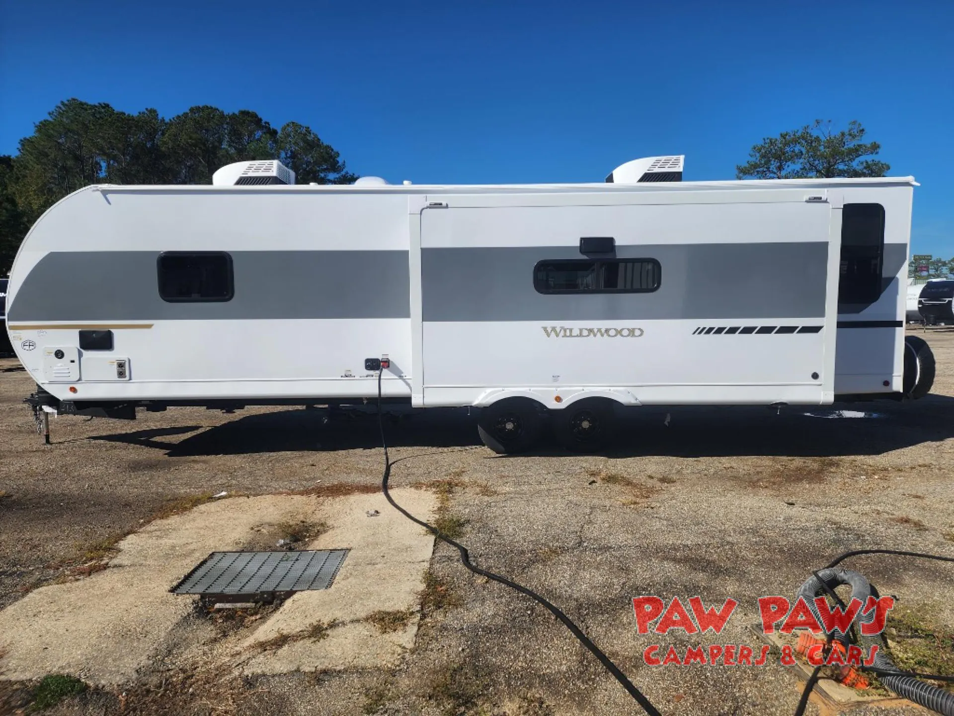 2026 Forest River Wildwood 280ZEN — Photo 6