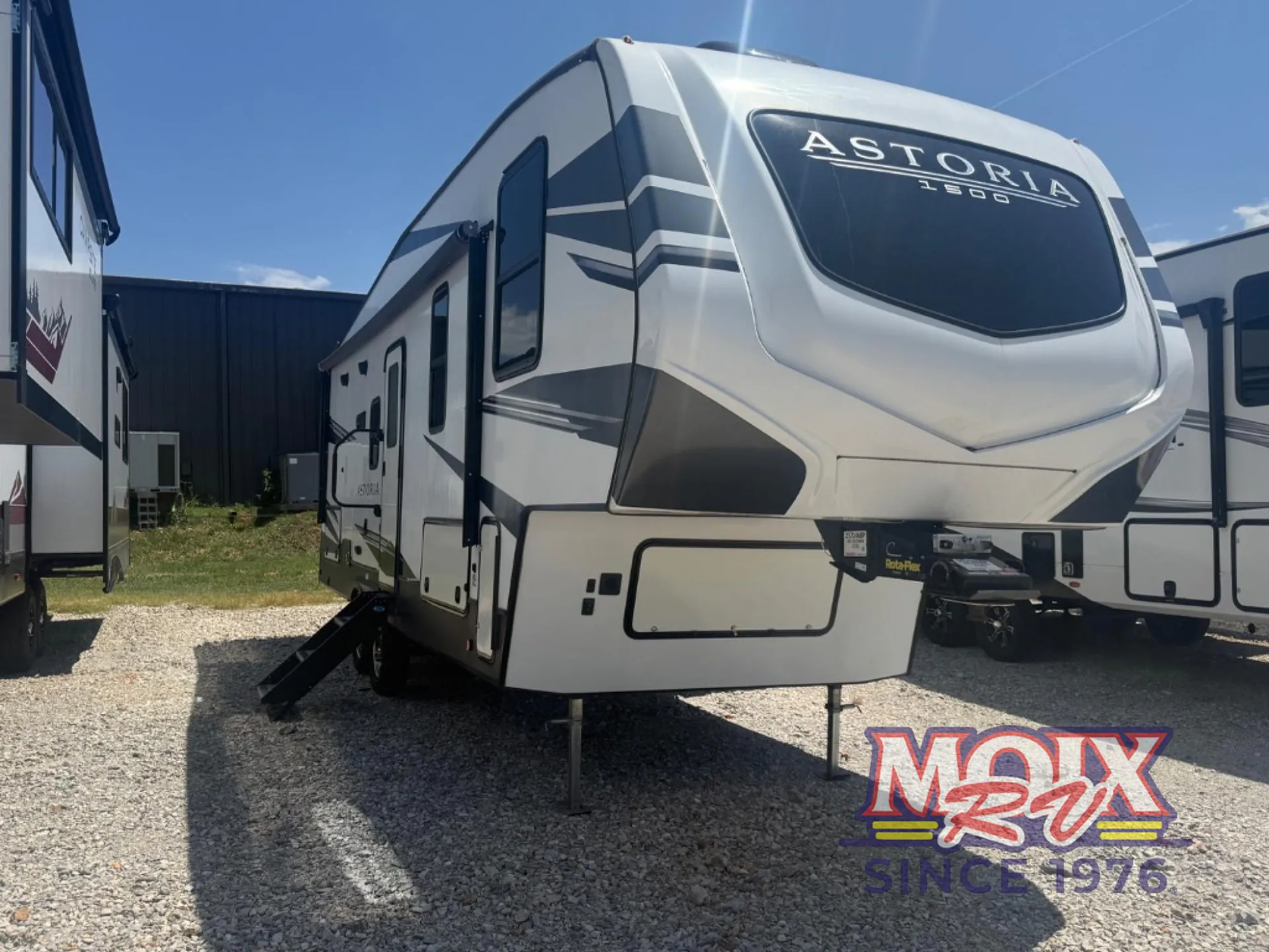 2021 Dutchmen Astoria 2503REF dealer photo 1 from Moix RV