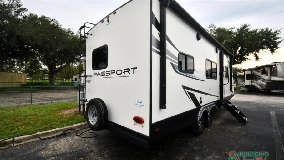 2023 Keystone Passport SL 229RK - Photo 4