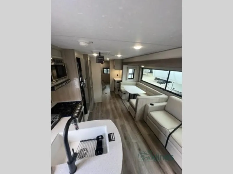 2026 Coachmen Catalina Legacy Edition 323BHDSCK - Photo 3