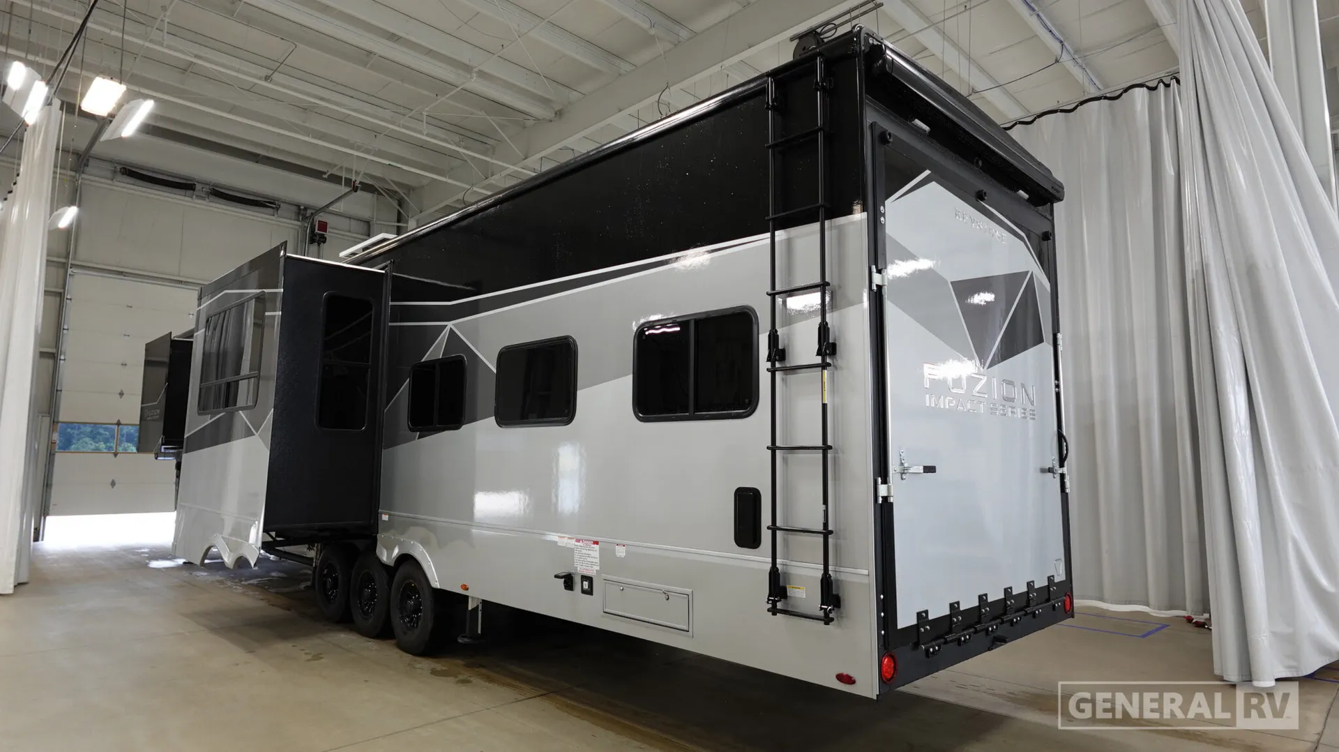 2026 Keystone Fuzion Impact Series 418 - Photo 4