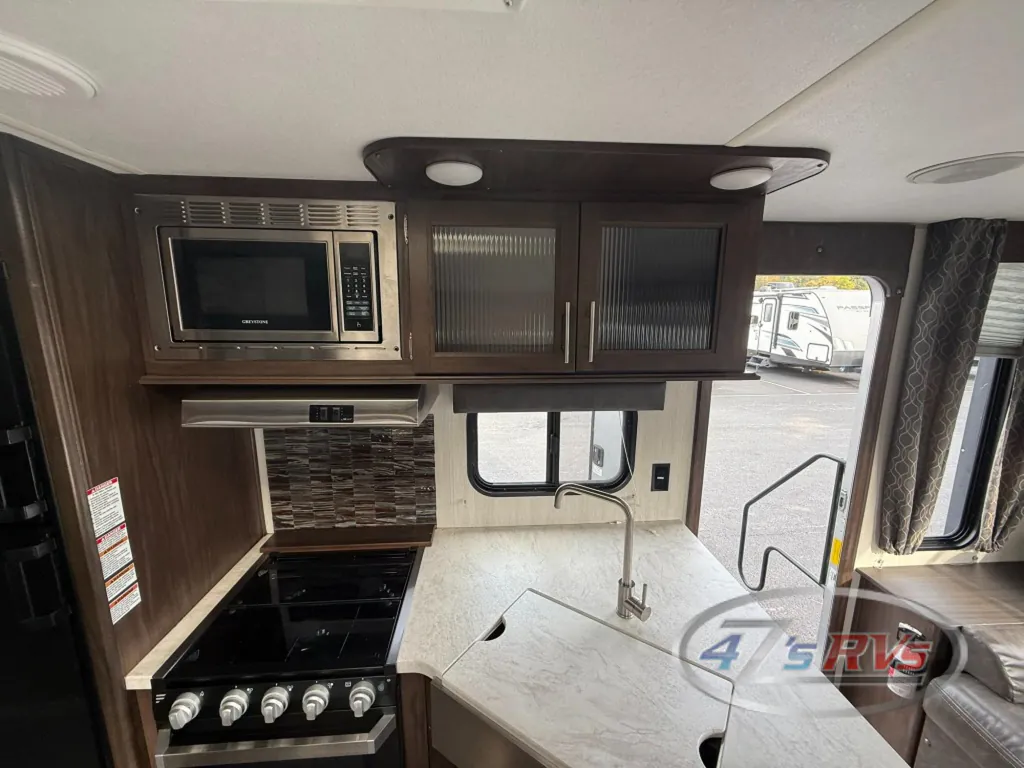 2019 Forest River Cherokee Grey Wolf 23MK, Photos photo 12