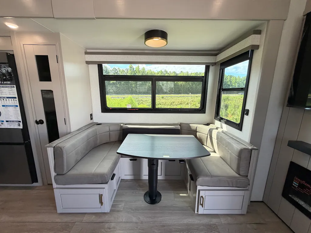 2027 Jayco North Point 391TBBH, Photos photo 12