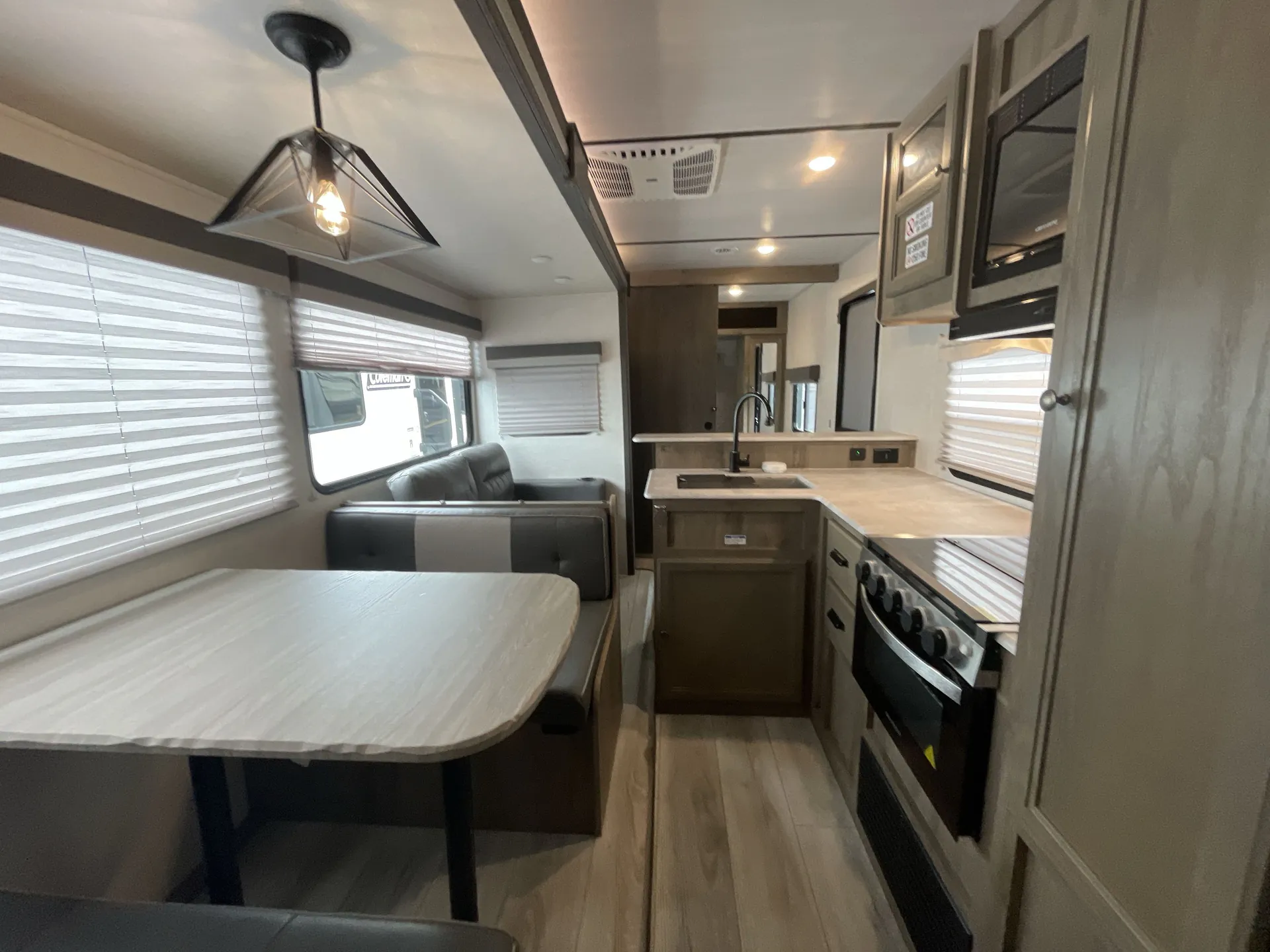 2022 Forest River Surveyor Legend 276BHLE — living area main