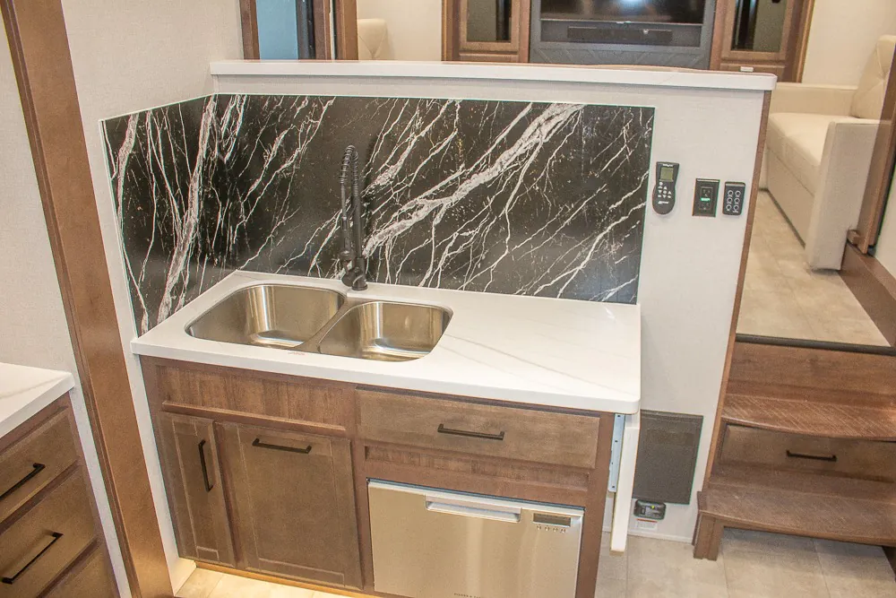 2025 Forest River RiverStone 425FO, Photos photo 25
