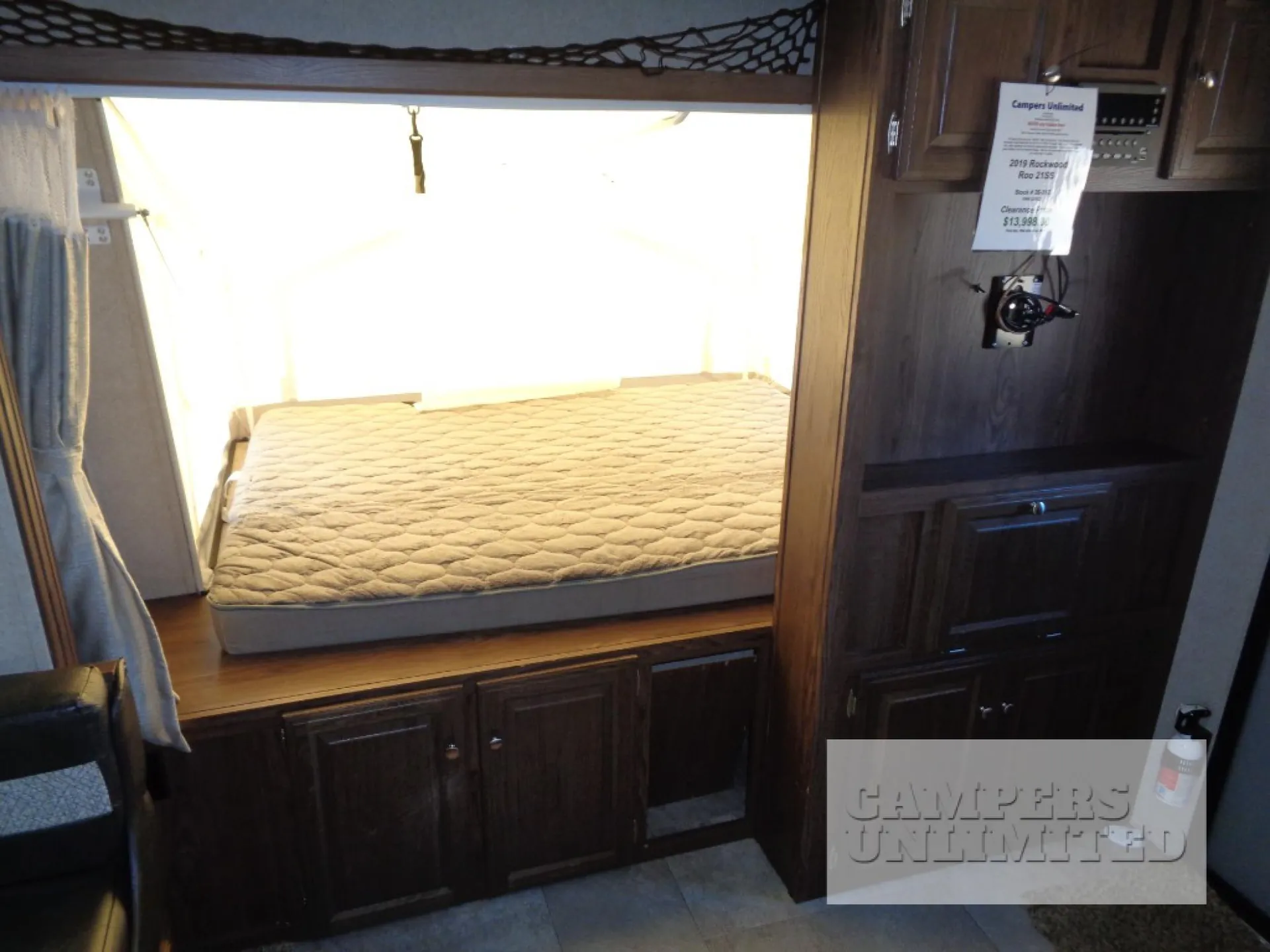2019 Forest River Rockwood Roo 21SS — Photo 6
