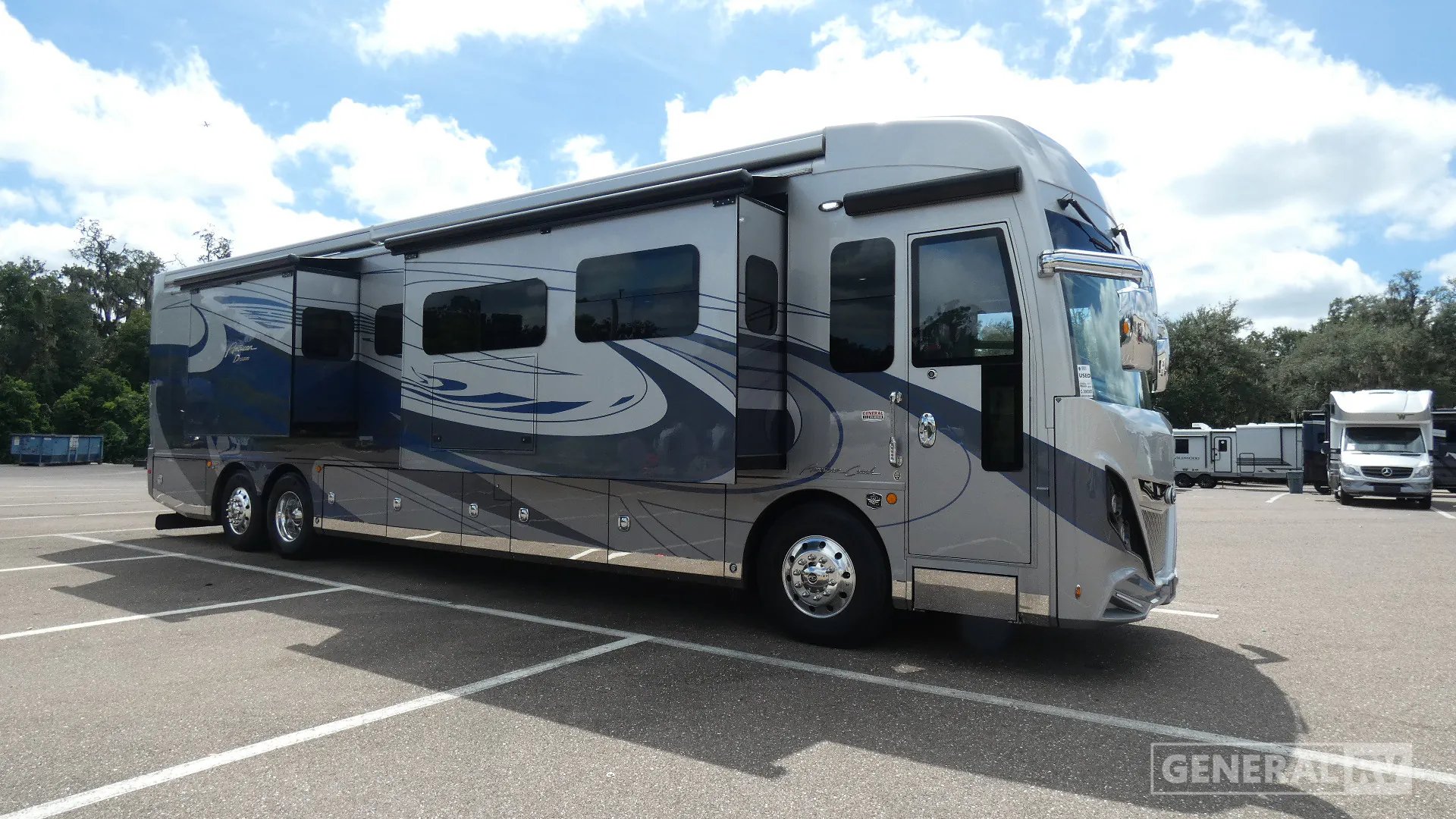 2023 American Coach American Dream 42Q - Photo 2