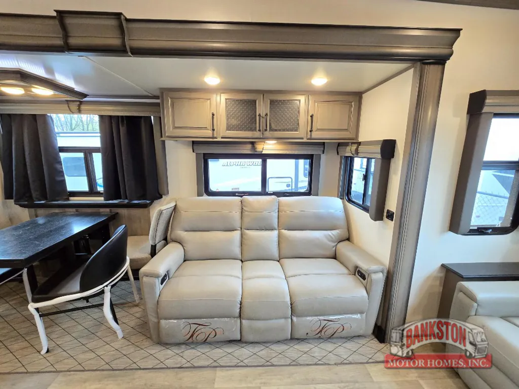 2022 Keystone Montana 3813MS, Photos photo 18