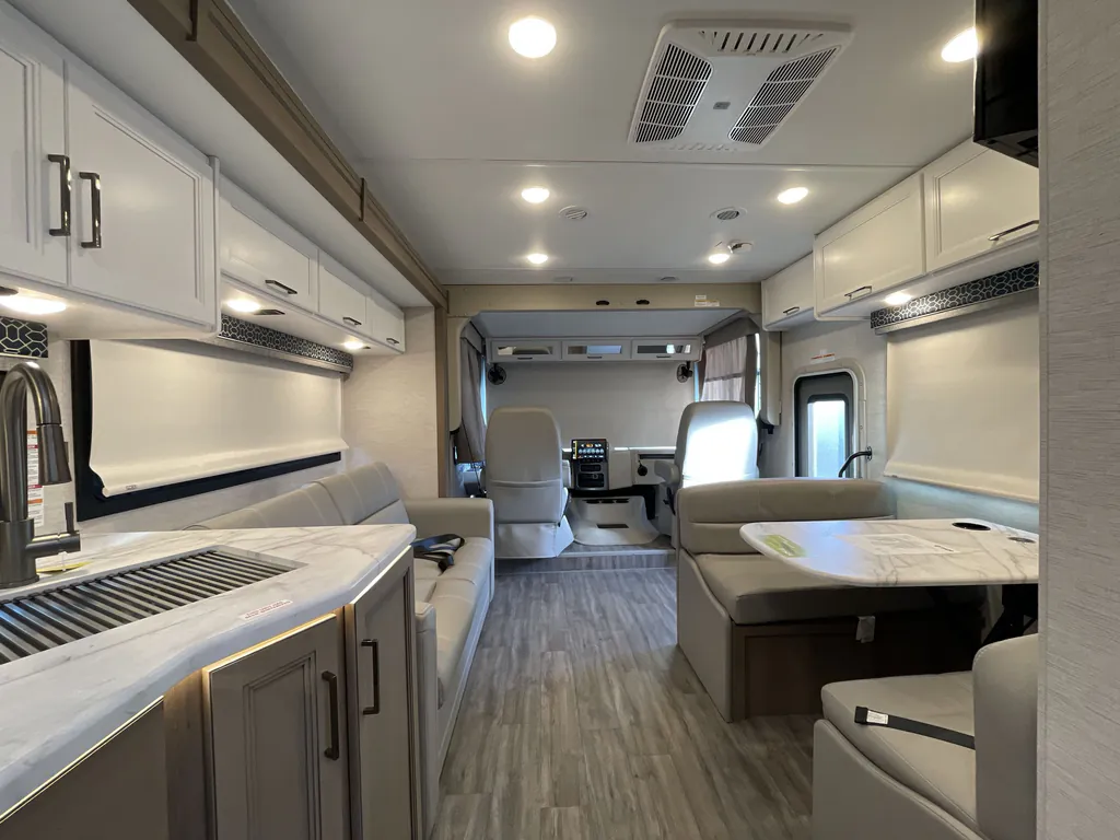 2026 Thor Motor Coach Freedom Traveler A29, Photos photo 3