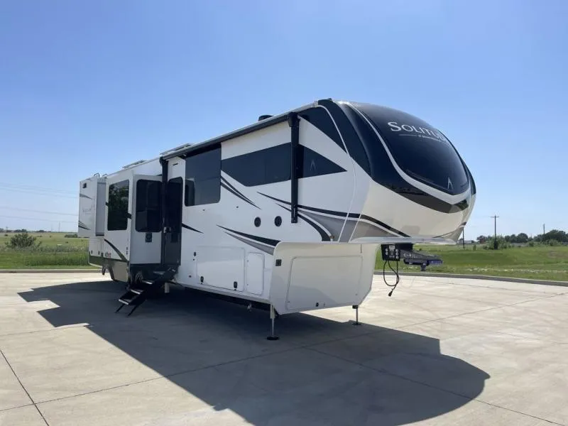 2026 Grand Design Solitude 390RK - Photo 3