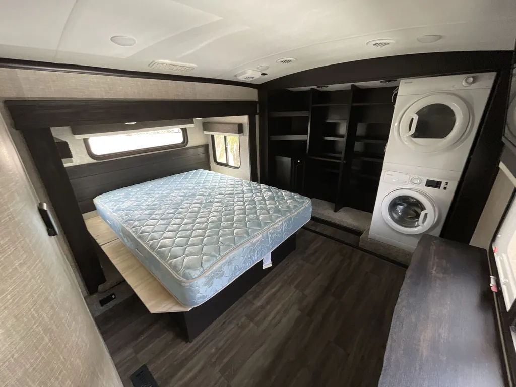 2022 Jayco North Point 380RKGS, Photos photo 21