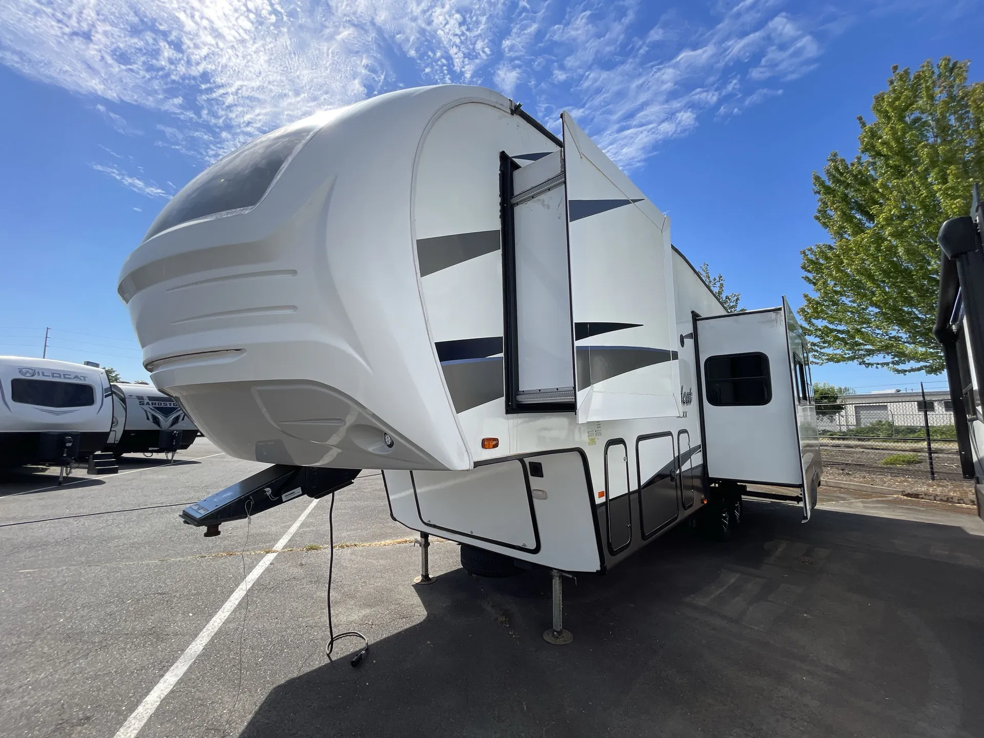 2019 Forest River Wildcat Maxx 262RGX — campside