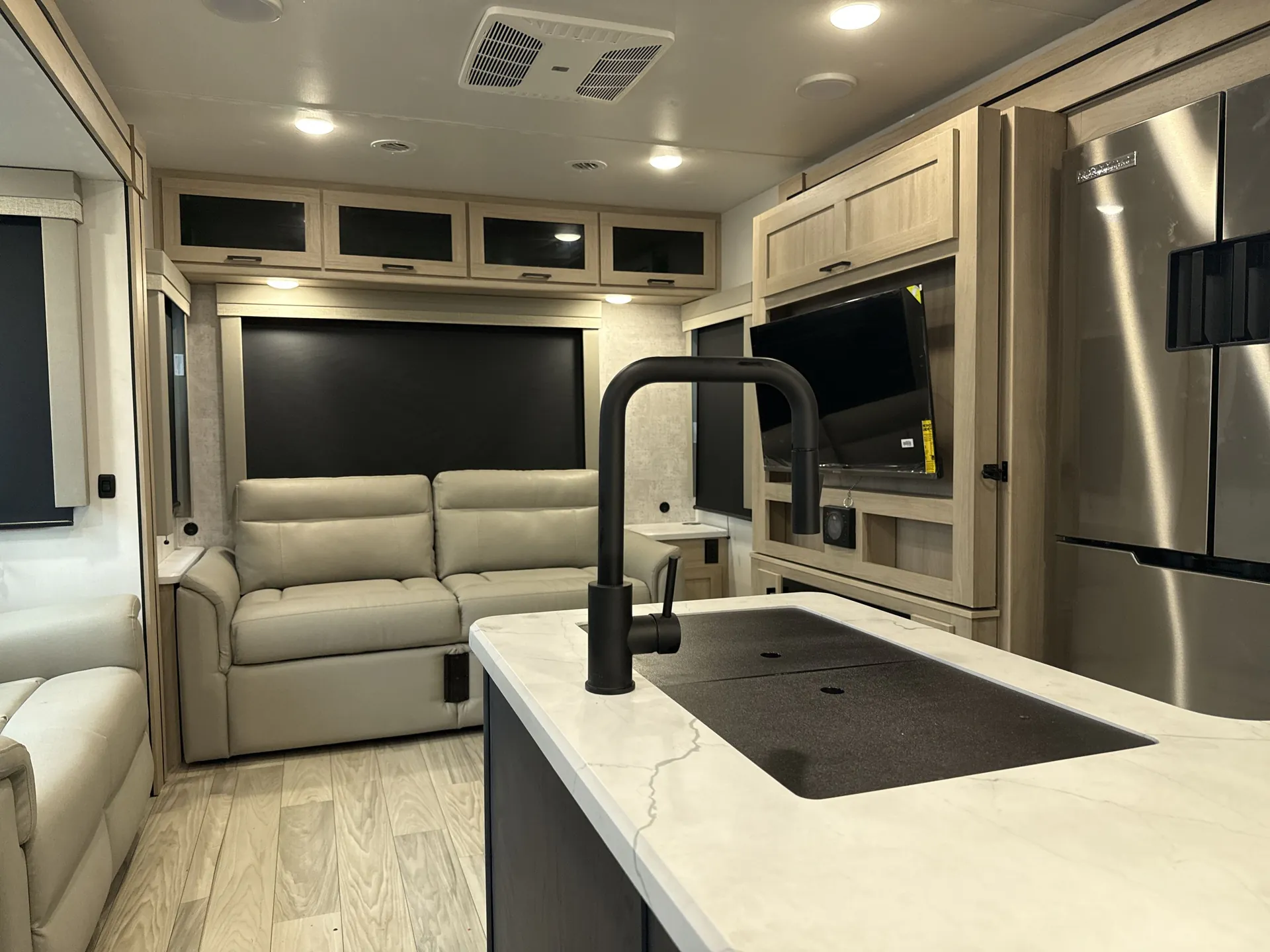 2024 Winnebago Voyage 2730RL — living area main