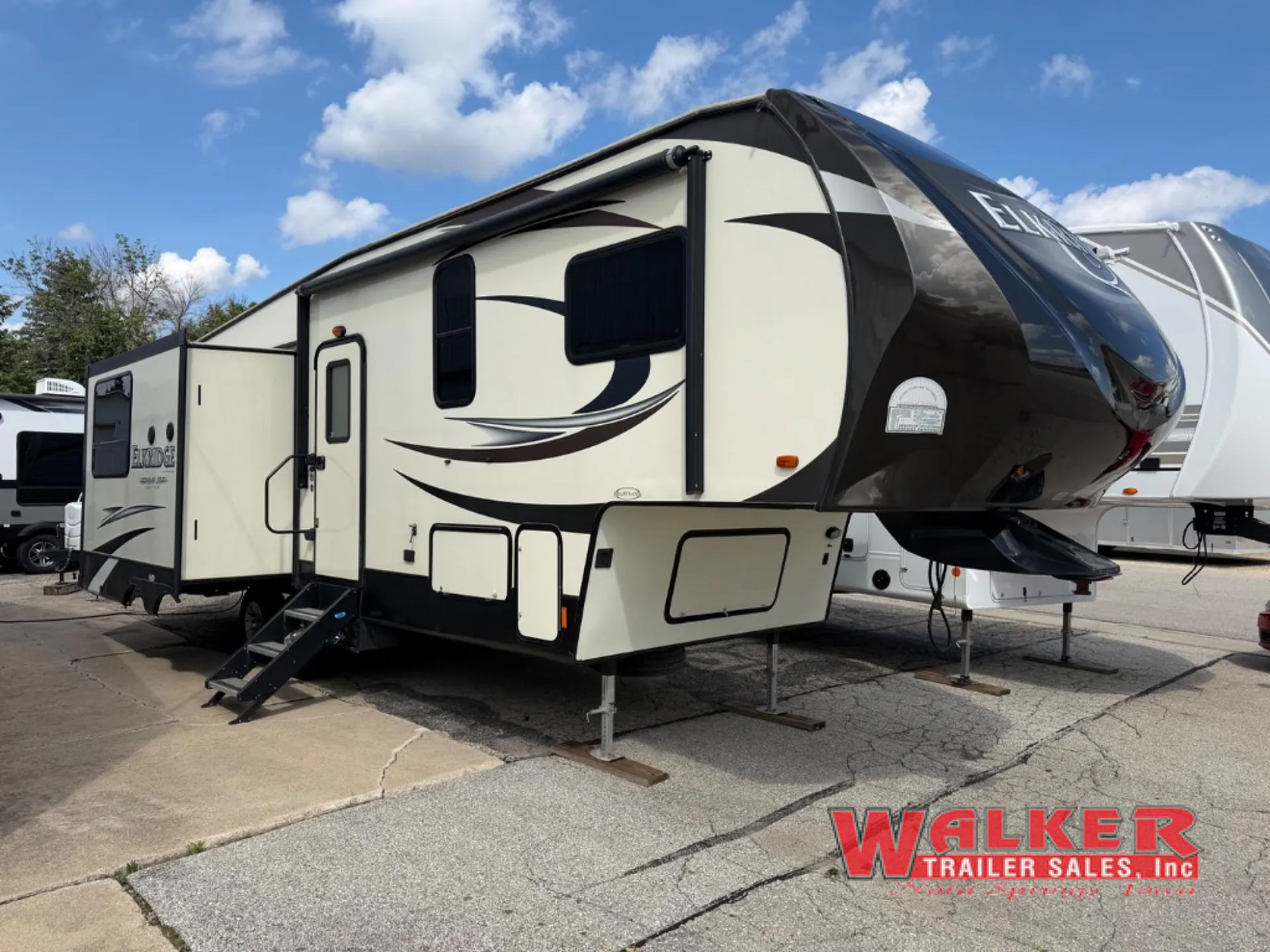 2015 Heartland ElkRidge Xtreme Light E 289 - Photo 2