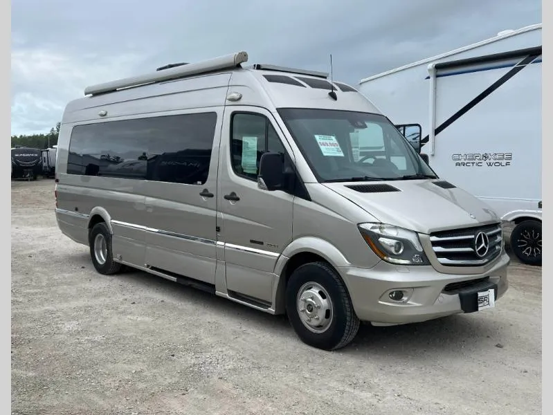 2016 Roadtrek Adventurous Used    CS - Main photo
