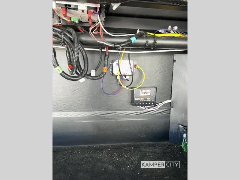 2026 Shasta RVs Phoenix Lite 27BAR - Photo 3