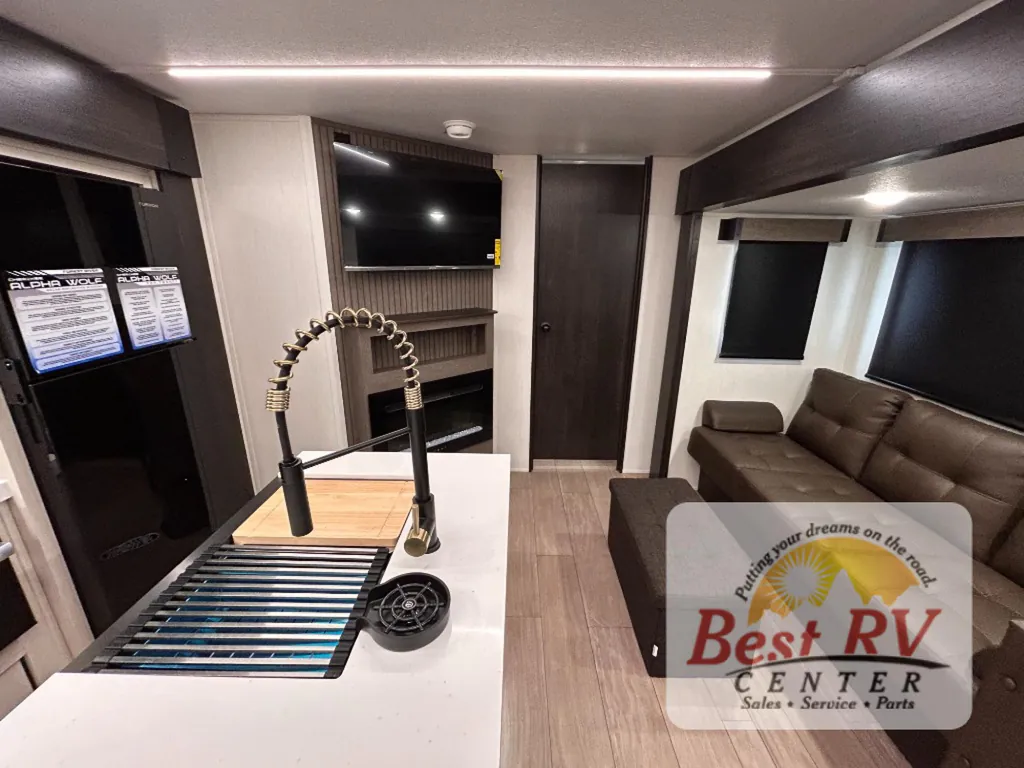 2026 Forest River Cherokee Alpha Wolf 33BH, Photos photo 41