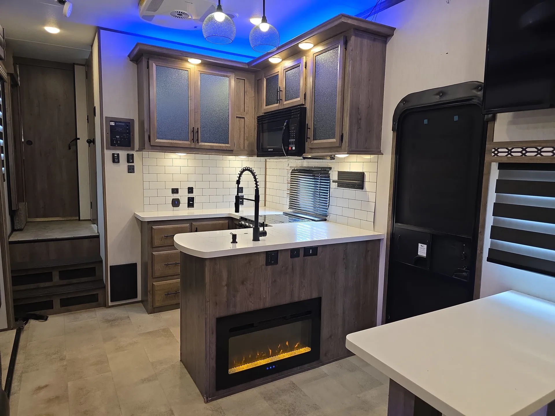 2021 Forest River Vengeance Rogue Armored 4007 — living area main