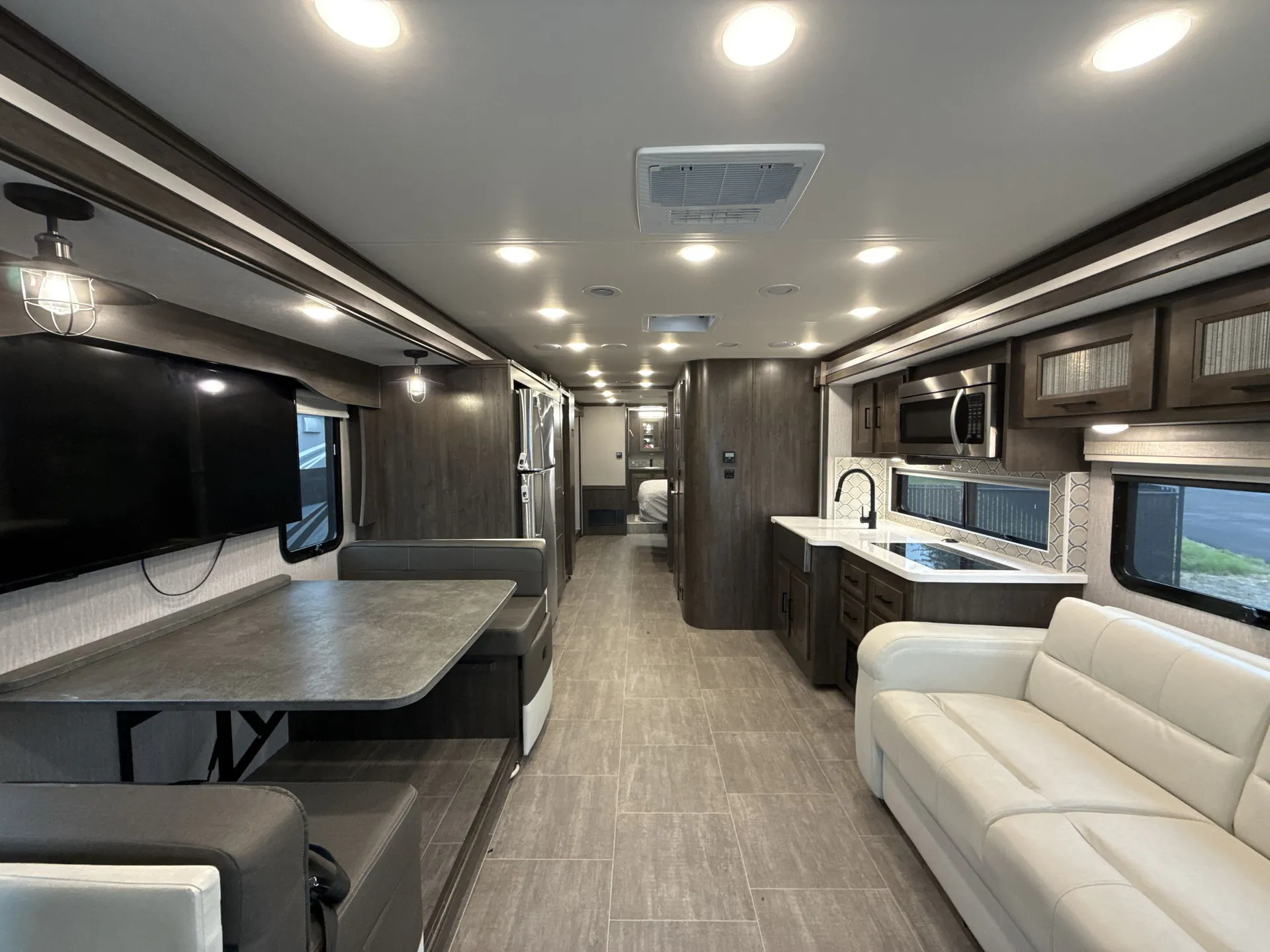 2023 Coachmen Sportscoach RD 402TS — living area main
