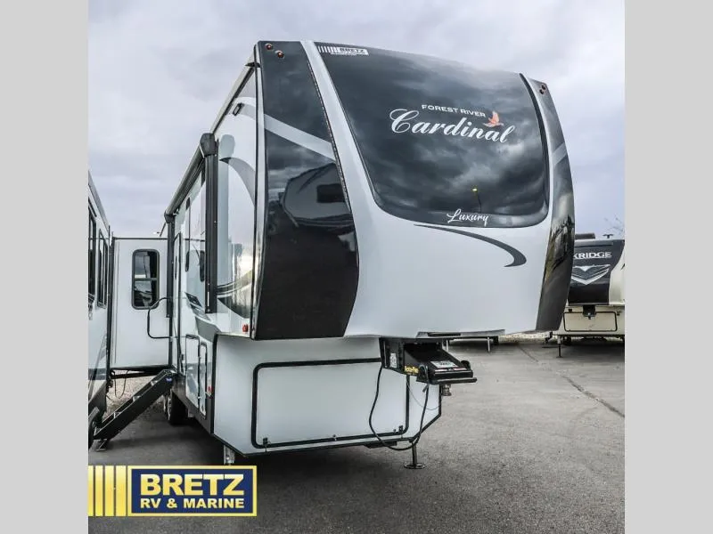 2021 Forest River Cardinal Luxury 335RLX - Photo 2