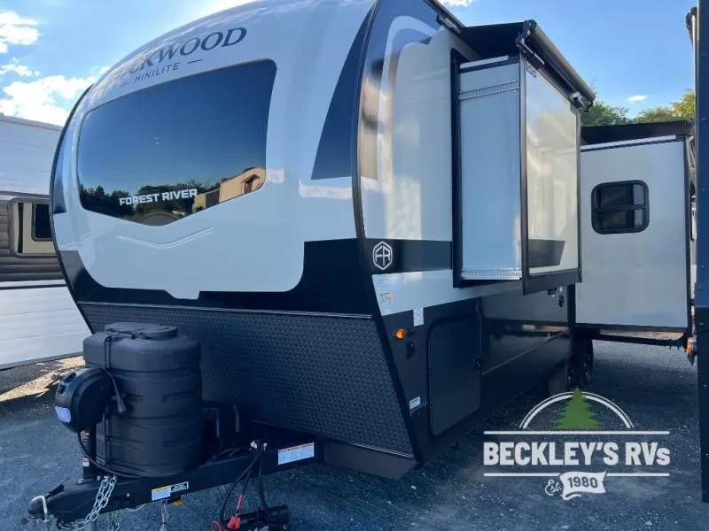 2026 Forest River Rockwood Mini Lite 2515S - Photo 4