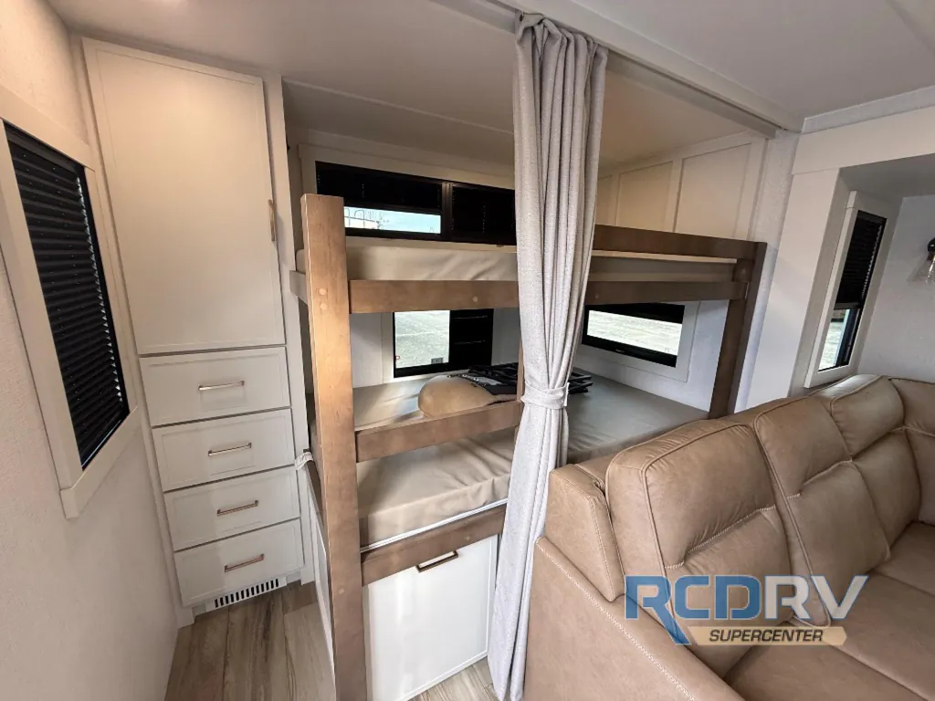2027 Brinkley Model I 290, Photos photo 16