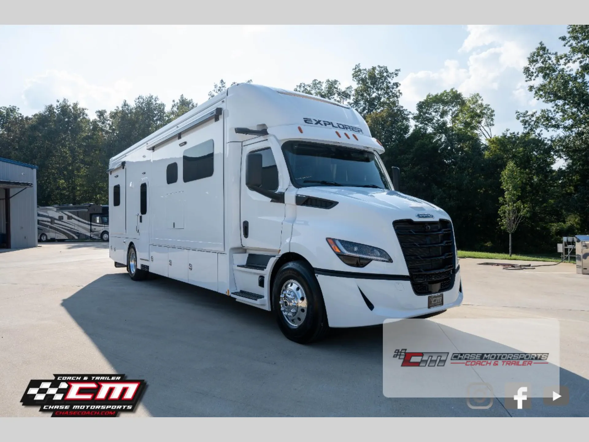 2027 Renegade RV Explorer 38EMB - Photo 2