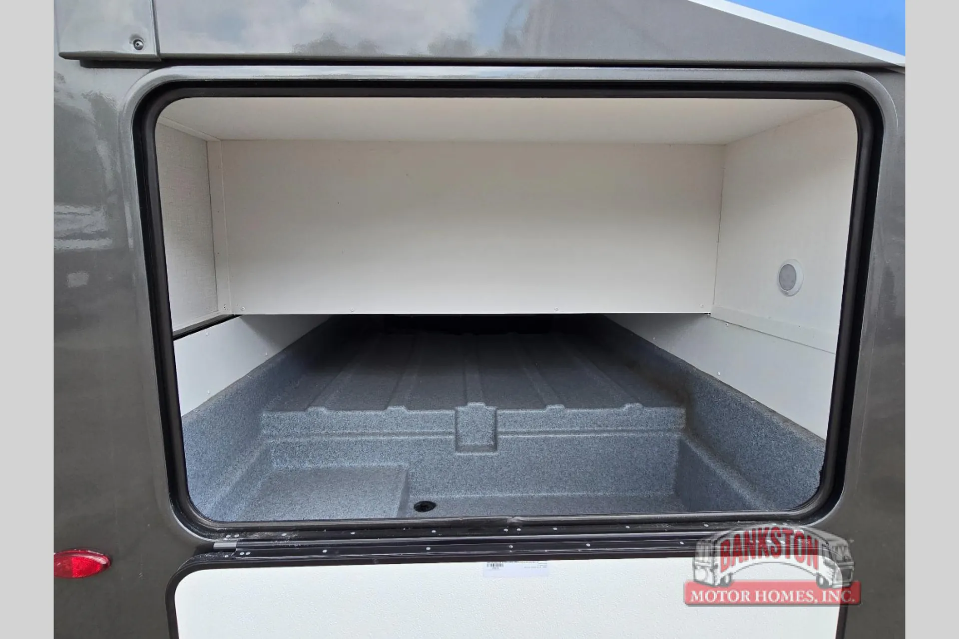 2027 Forest River Sunseeker 3010DS — Photo 7