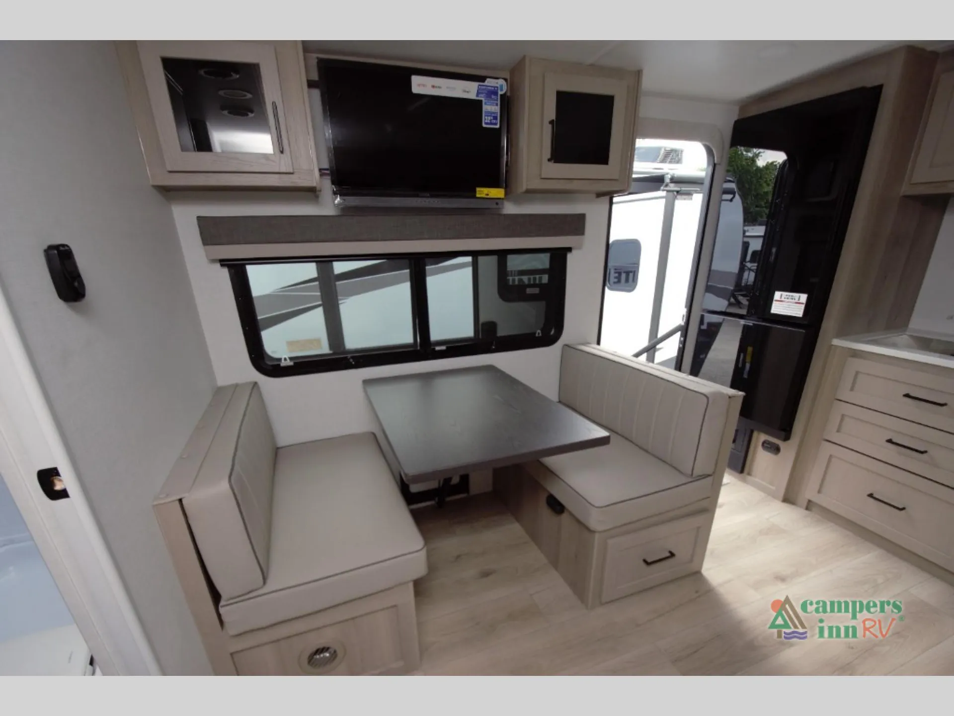 2026 Forest River Rockwood Mini Lite 2515S — Photo 6