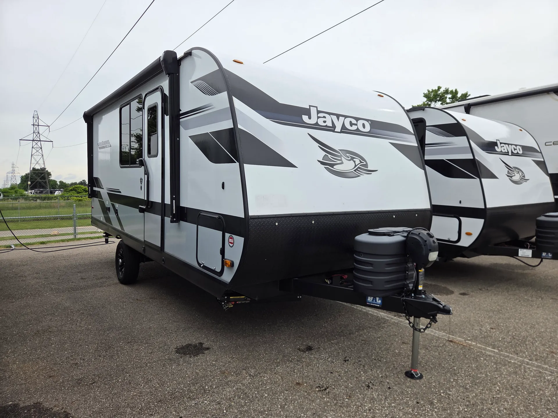 2025 Jayco Jay Feather Air 18MBH - Photo 2