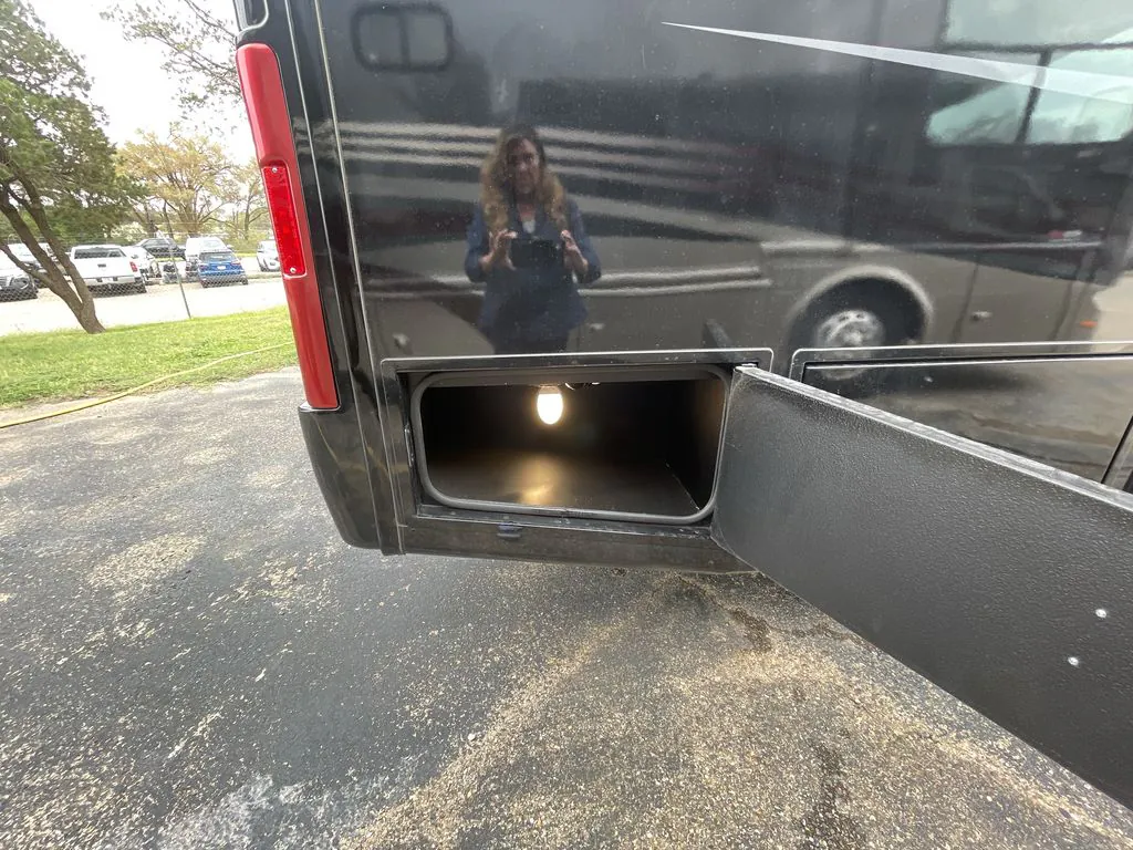 2027 Tiffin Wayfarer 25 PW, Photos photo 7