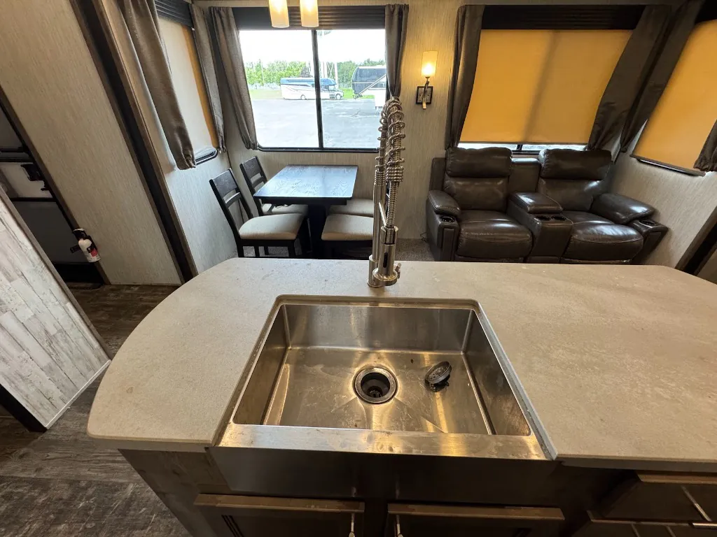 2019 Forest River Sabre 36BHQ, Photos photo 50