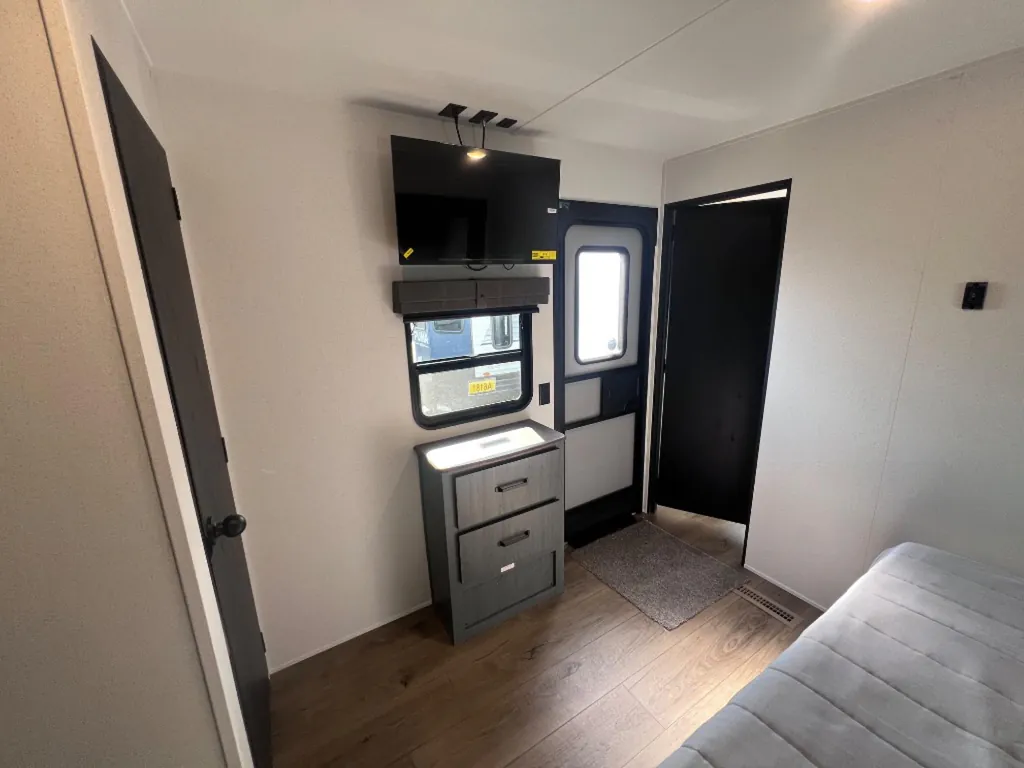 2027 Forest River Puma Vista 39DBT, Photos photo 21