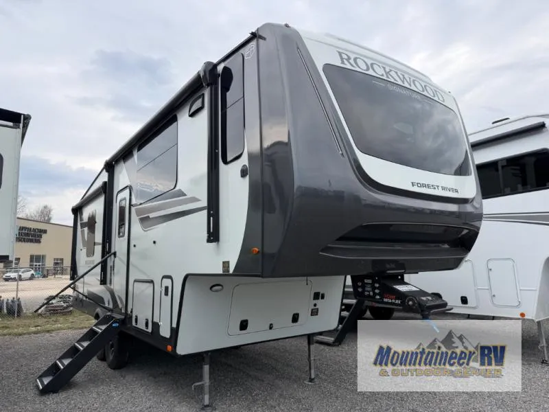 2026 Forest River Rockwood Signature 290SFK - Photo 3