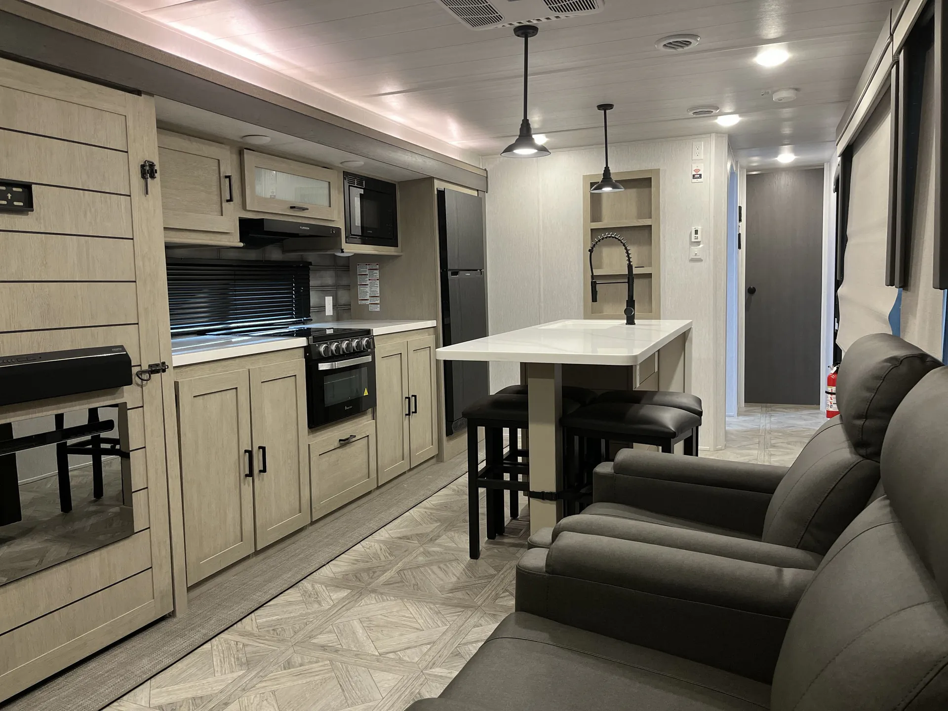 2024 Forest River Wildwood 28VIEW — living area main