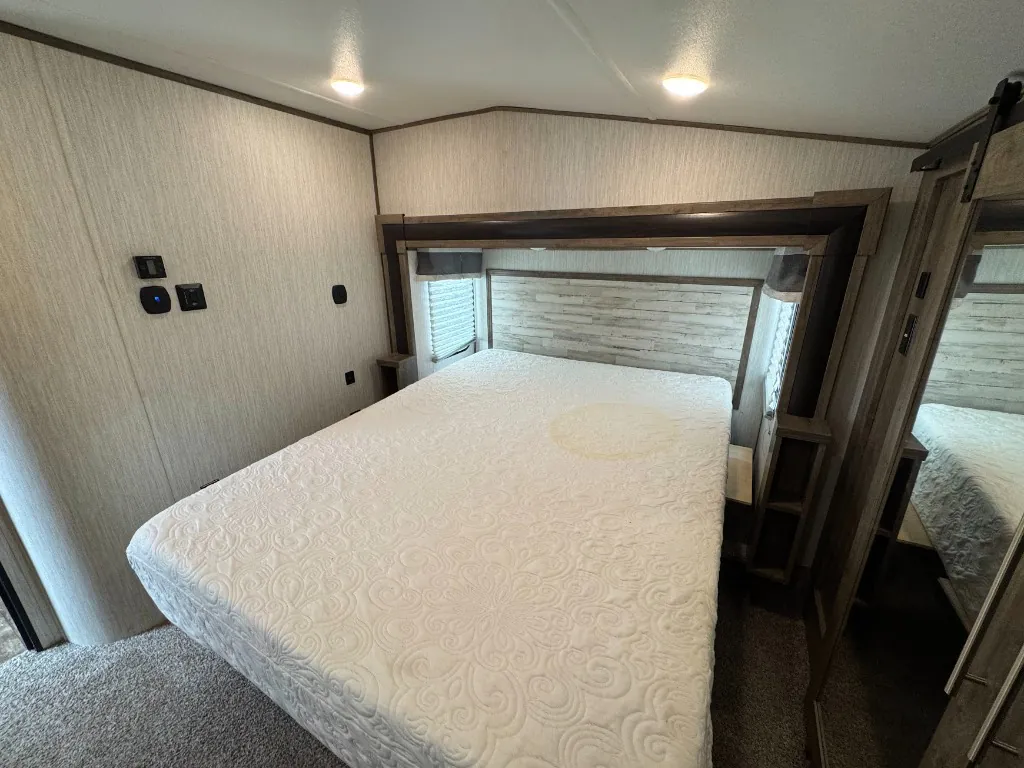 2019 Forest River Sabre 36BHQ, Photos photo 26