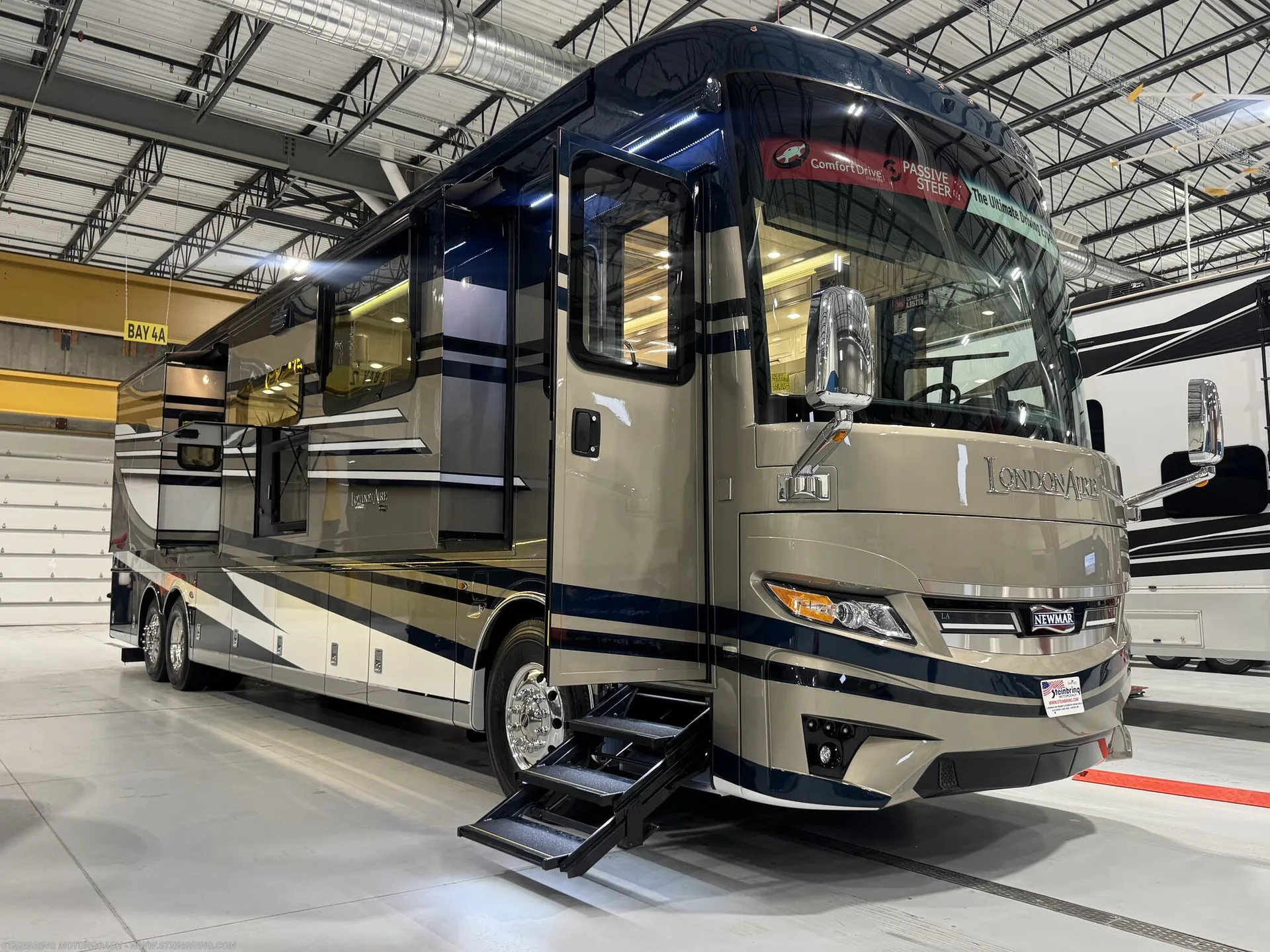 2026 Newmar London Aire 4551 - Photo 2