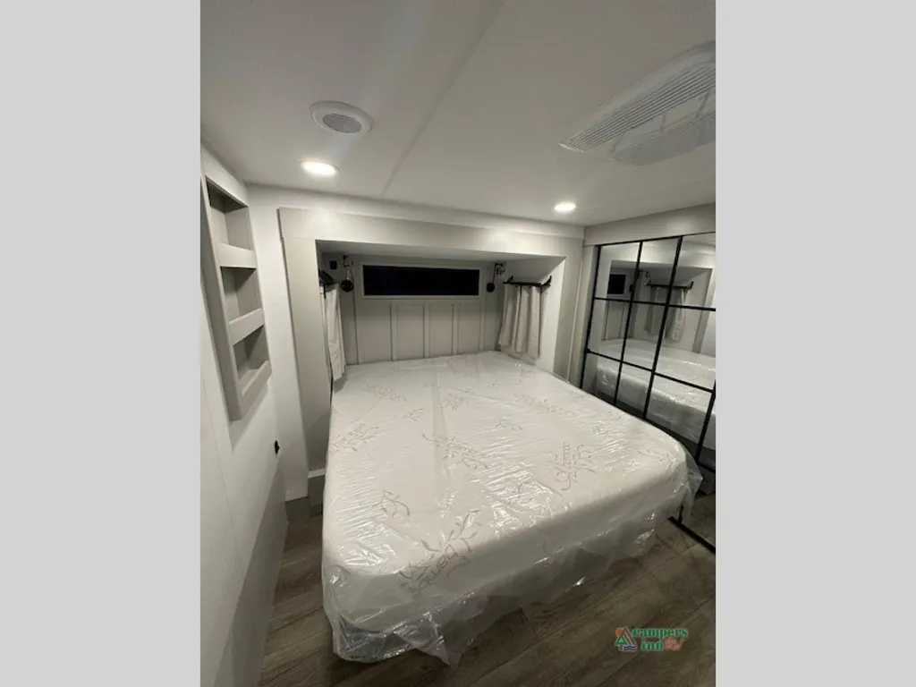2026 Brinkley Model G 3970, Photos photo 56